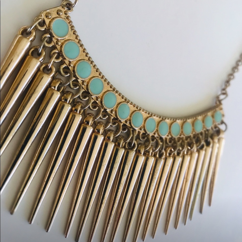 Mint green spiky gold statement necklace - Picture 3 of 8